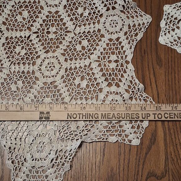 Set Of 3 Elegant unique shape Crochet doilies in white, & ecru - Picture 9 of 13